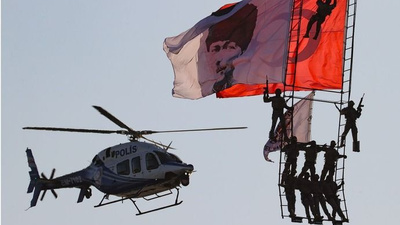 İzmir'in düşman işgalinden kurtuluşunun 100'üncü yılı görkemle kutlandı